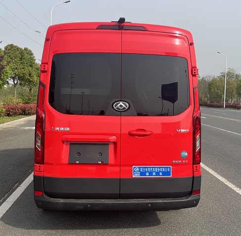 程力威牌CLW5040XYB6AL型运兵车