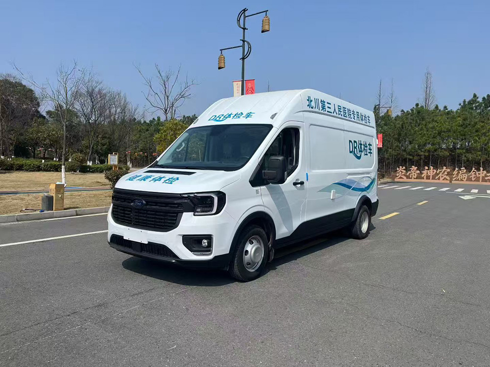 福特V363体检车