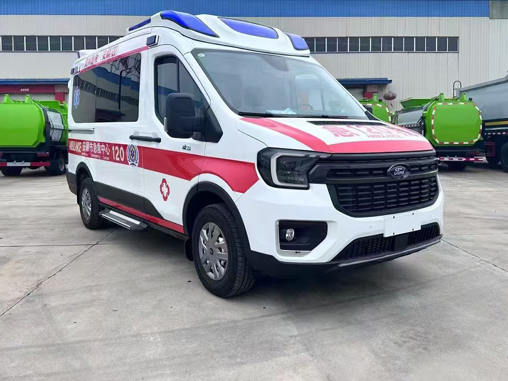 福特T8（中轴）救护车