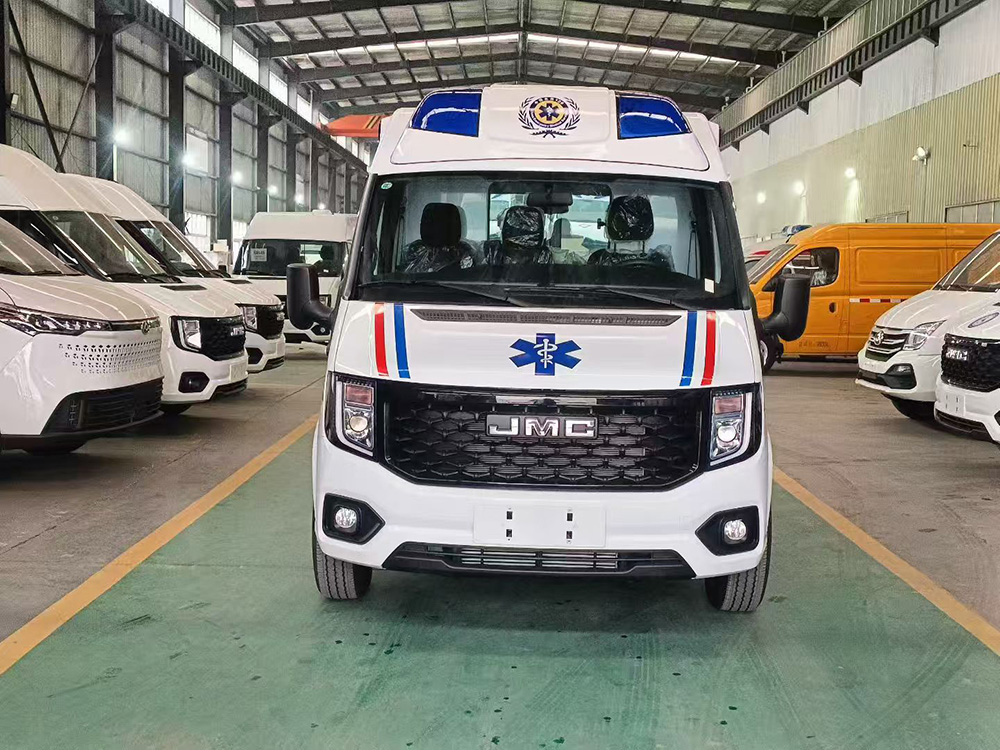 江铃福顺短轴救护车