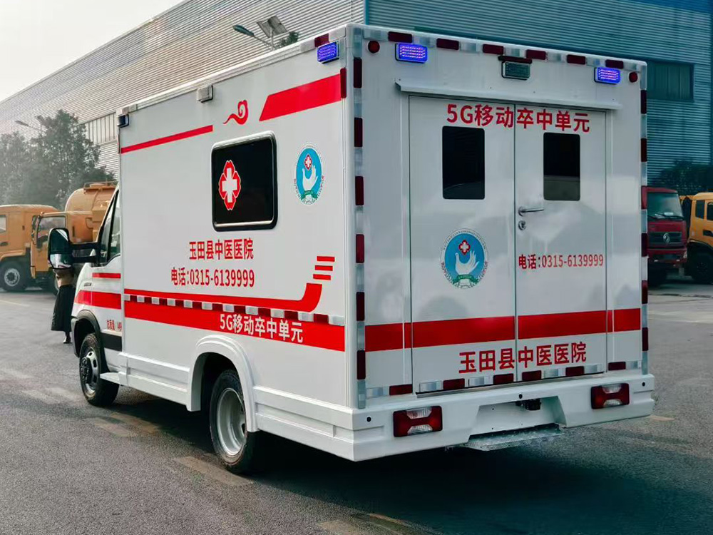 依维柯CT救护车