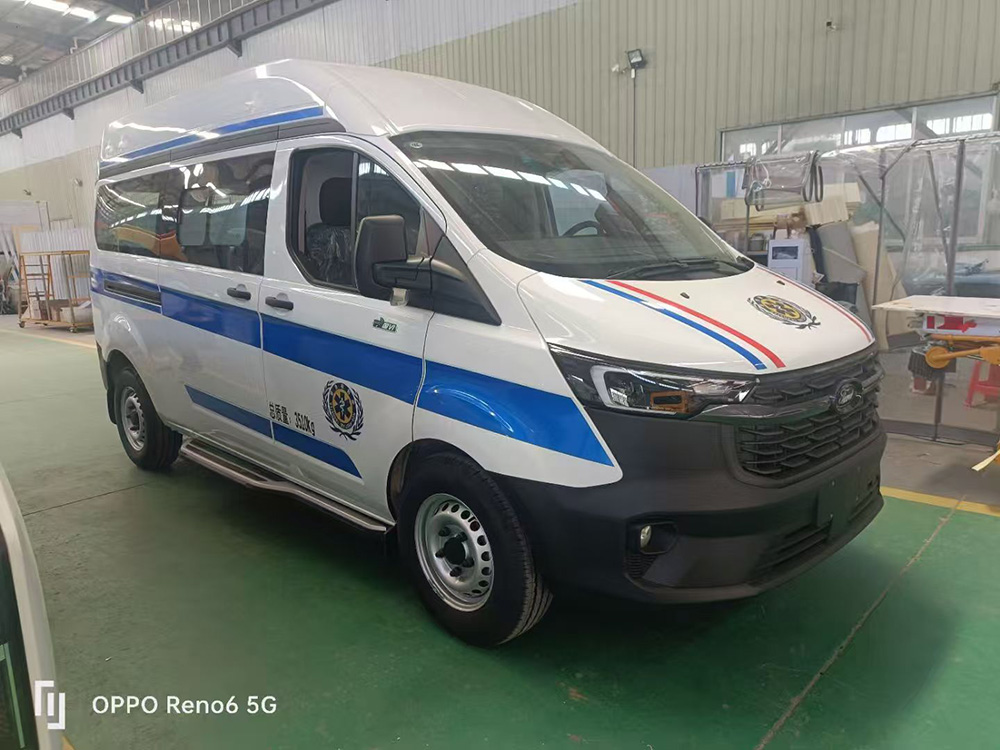 福特全顺T6伤残转运车
